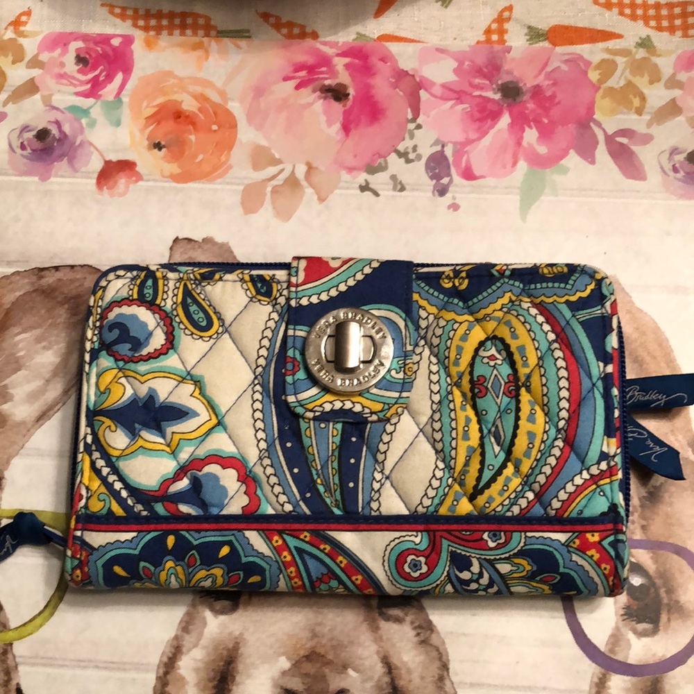 Vera Bradley marina paisley print turn lock wallet